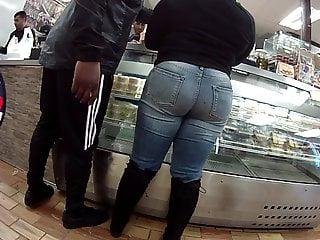 Mit ihren Gay in Jeans