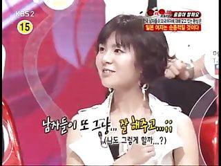 Sexy Asiatin lässt sich von ihrem schwarzen Lover bumsen