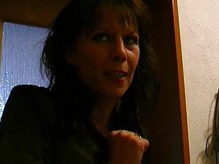 Deutsche Anette schwarz ist die geile Nachbarin