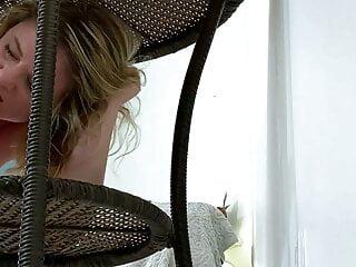 Stiefmutter betrügt ihren Mann mit ihrem Stiefsohn