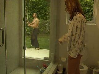 Blondine Samantha lässt sich im Freien in den Arsch ficken