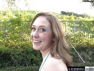 Laci und ihr dicker fetter Arsch machen ihr debut