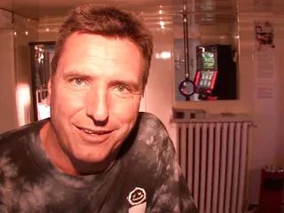 Leidenschaftlich und sinnlicher Gruppensex mit zwei sexy Milfs