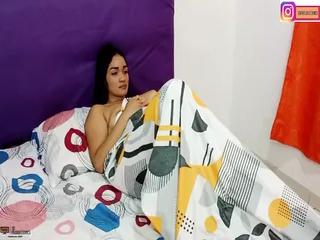 Heisse Freundin will in der pornoindustrie gefickt werden