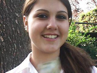 Jahre jung Teen mit enger Muschi will nur Sex